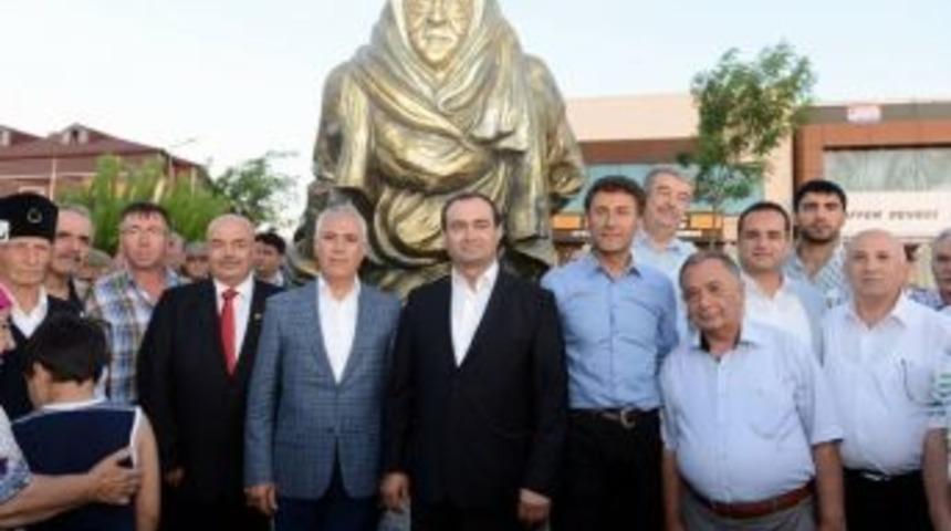 Nil&uuml;fer&rsquo;de Ahıska S&uuml;rg&uuml;n&uuml; Unutulmayacak