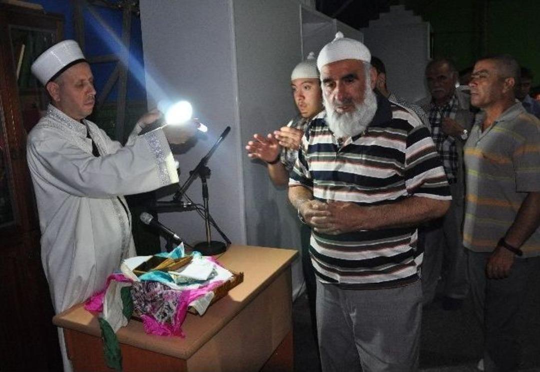 Sakal-ı Şerif Balıkesir&rsquo;de Ziyarete A&ccedil;ıldı