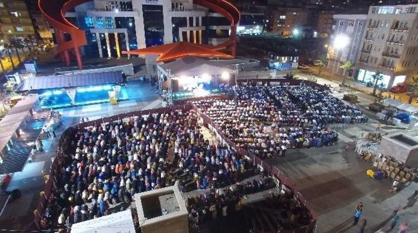 Canik&rsquo;te "dua Gecesi"