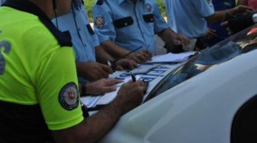 Trafik Cezaları S&uuml;r&uuml;c&uuml;lere G&ouml;z Dağı Veriyor