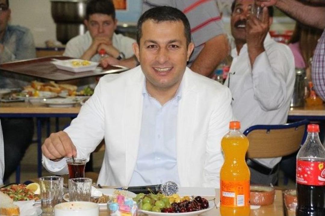 Varto Kaymakamı Şahin&rsquo;e Veda Yemeği