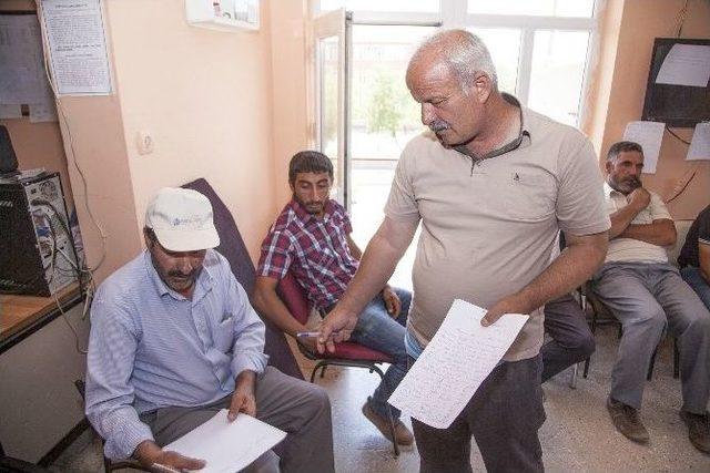 Elektrik Kesintileri Çiftçileri Çileden Çıkarttı