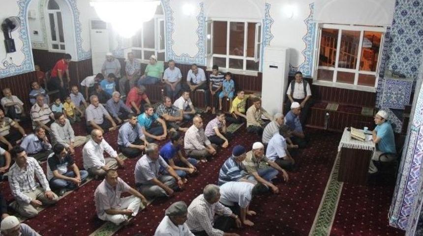 Yavuzeli İl&ccedil;esinde Kadir Gecesi Coşkusu