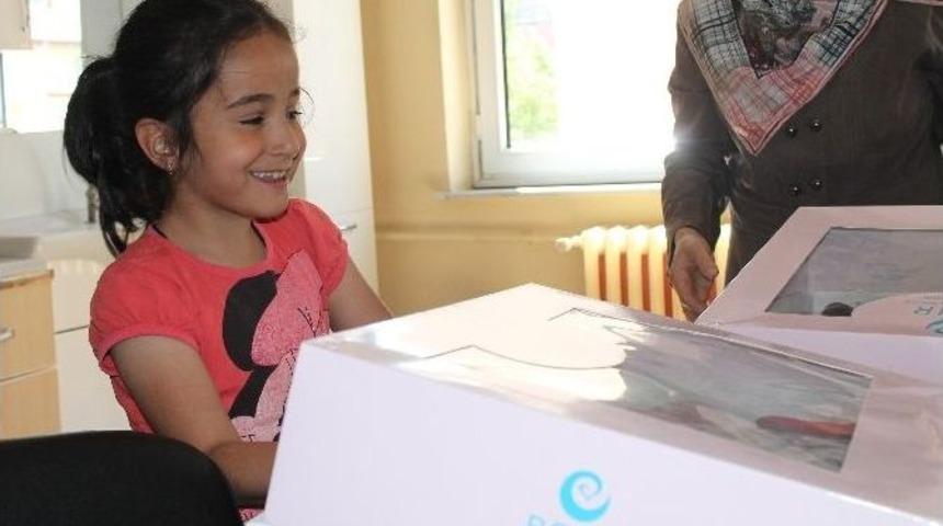 Beşir Derneği Bayburt G&ouml;n&uuml;ll&uuml;lerinden Giyim Paketi Yardımı