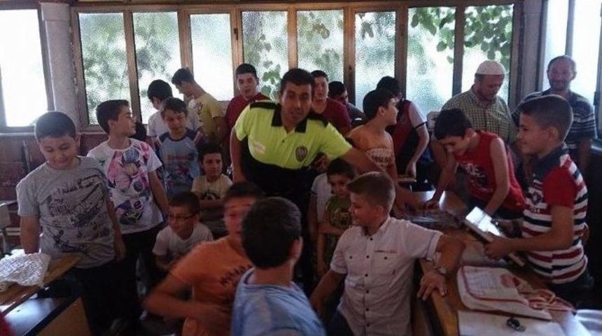 Camide Trafik Kurallarını &Ouml;ğrendiler