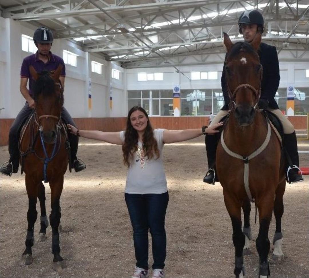 (&ouml;zel Haber) Mezunları Hemen İş Bulun Okul