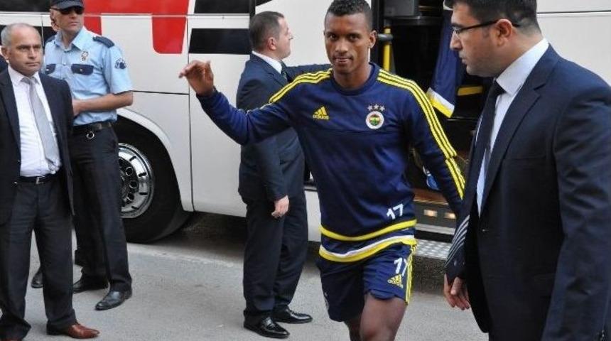 Fenerbah&ccedil;e Kafilesi Sivas&rsquo;a Geldi
