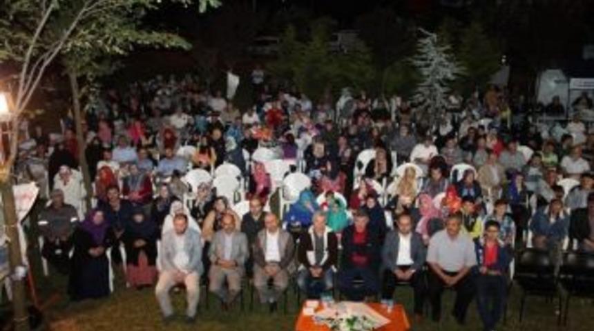 Başiskele&rsquo;de Kadir Gecesi Dualarla İdrak Edildi