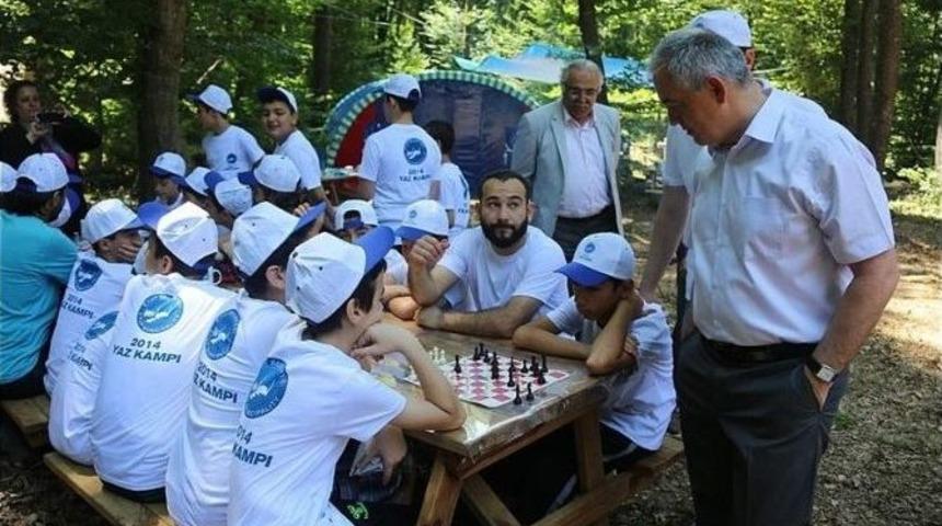 Başkan Aydın&rsquo;dan Gen&ccedil;lere Yaz Armağanı