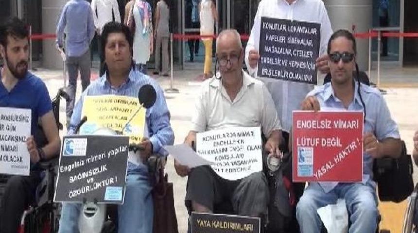 Engellilerden Belediyelere "engelleri Kaldırın" Su&ccedil; Duyurusu