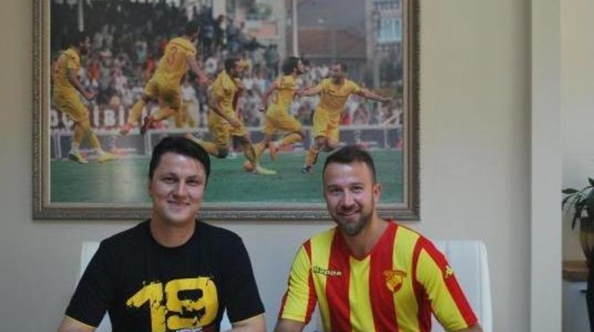 G&ouml;ztepe Giray'la Imzaladı