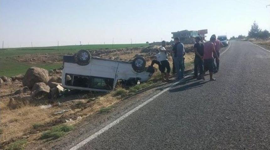 Ceylanpınar&rsquo;da Trafik Kazası: 5 Yaralı