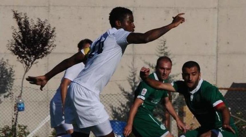 Kasımpaşaspor: 2  Hazar Lemkeran: 0