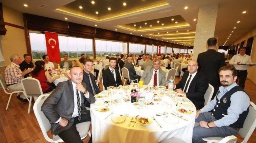 Tredaş &Ccedil;alışanları İftarda Bir Araya Geldi