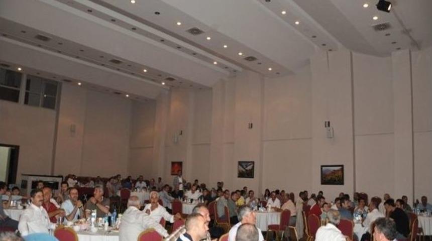 Muş&rsquo;ta &Ouml;zel İdare &Ccedil;alışanları İftar Sofrasında Bir Araya Geldi