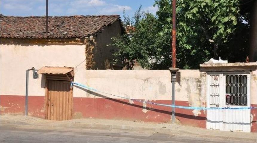 Dehşete Düşüren Kadın Cinayetinin Zanlısı Tutuklandı