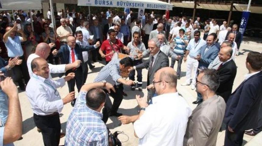 Bursa B&uuml;y&uuml;kşehir Belediyesi'nde Davul-Zurnalı Toplu Iş S&ouml;zleşmesi