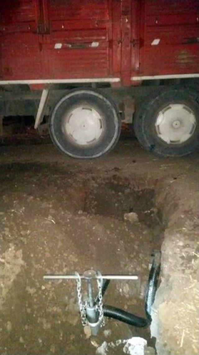 Diyarbakır’da 22 Bin Litre Çalıntı Ham Petrol Ele Geçirildi