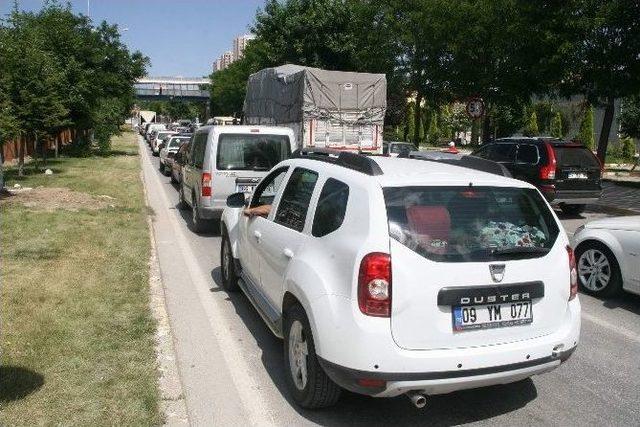 Yozgat’ta Bayram Trafiği İstanbul’u Aratmıyor