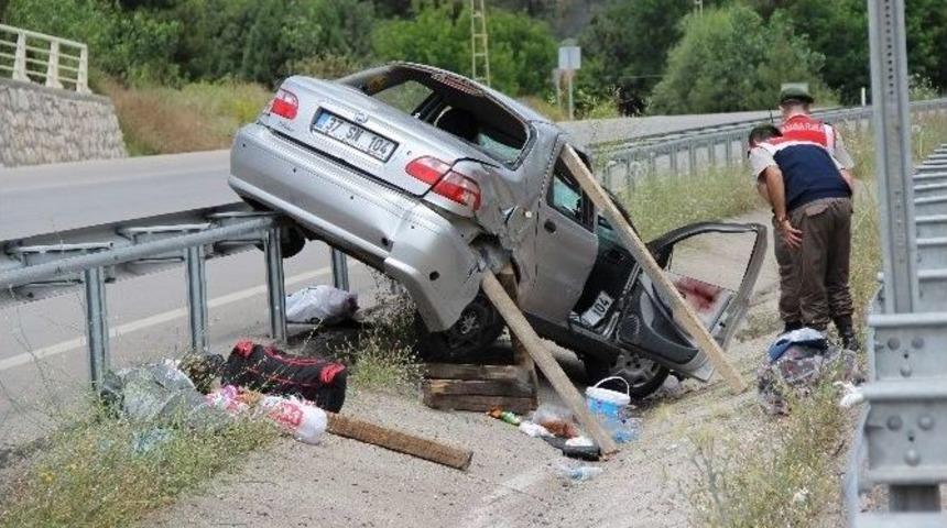 Karab&uuml;k&rsquo;te Trafik Kazası: 6 Yaralı