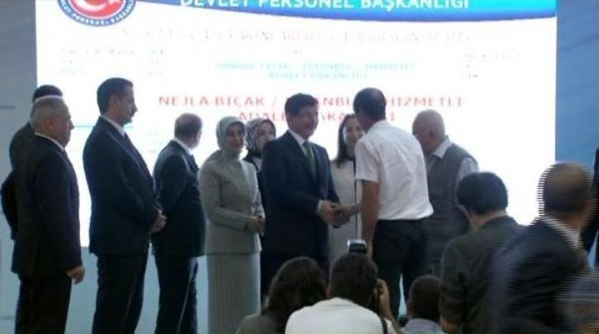 Davutoğlu: Bütün Şehitlerimiz Azizdir