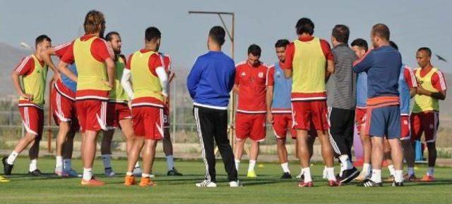 Medicana Sivasspor'da Yeni Sezon Hazırlıkları Sürüyor