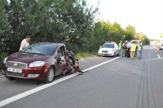 Tem Otoyolunda Zincirleme Trafik Kazası: 1 Yaralı