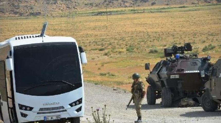 Ağrı Dağı Eteklerinde Pkk'lılarla &Ccedil;atışma