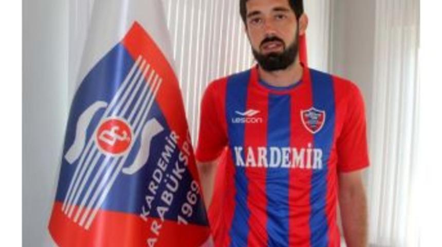 Kardemir Karab&uuml;kspor, Kaleci Erc&uuml;ment'i Transfer Etti