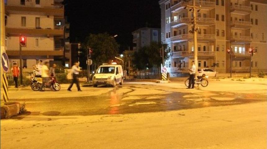 Motosikletler &Ccedil;arpıştı: 1 Yaralı