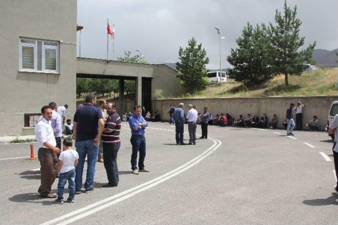 Bayram Sevinci Acıya D&ouml;n&uuml;şt&uuml;: 6 &Ouml;l&uuml;