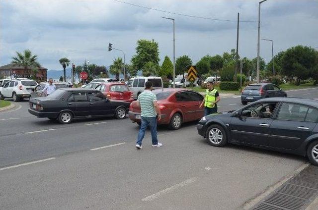 Emniyet Müdürü Trafik Polisi Gibi Çalıştı