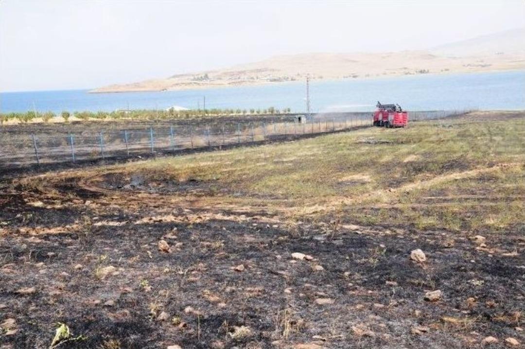 Van&rsquo;da Ot Yangını
