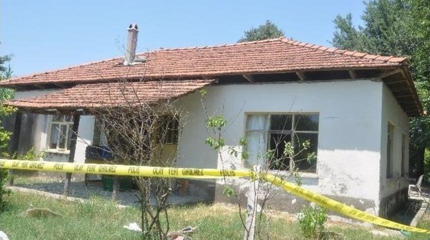 Yalnız Yaşayan Şahıs Evinden &Ouml;l&uuml; Bulundu