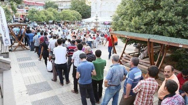 Ramazan Ayında Yaklaşık 60 Bin Kişiye İftar Yemeği Verildi