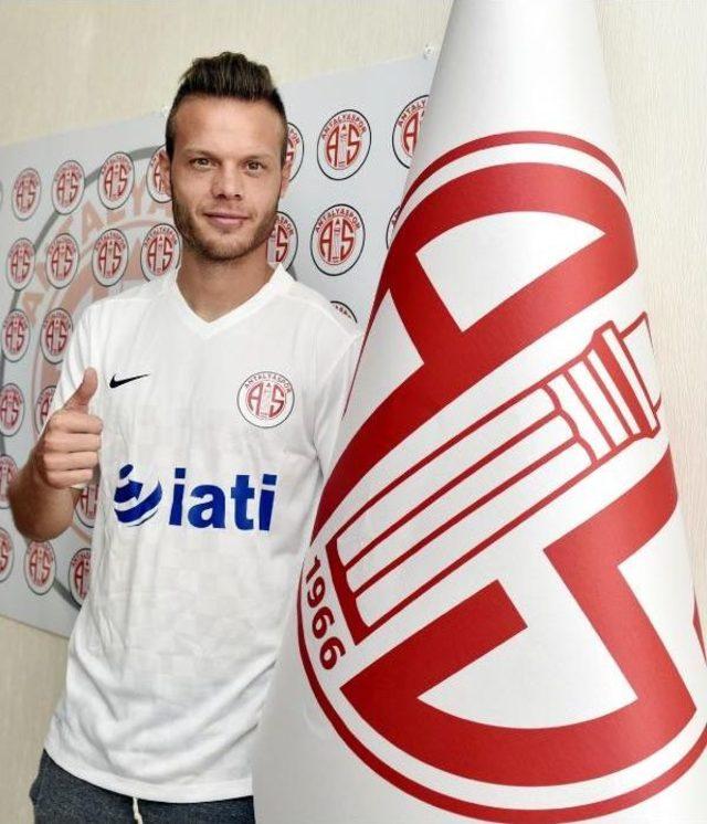 Antalyaspor'un Son Transferi Dejan Lazarevic