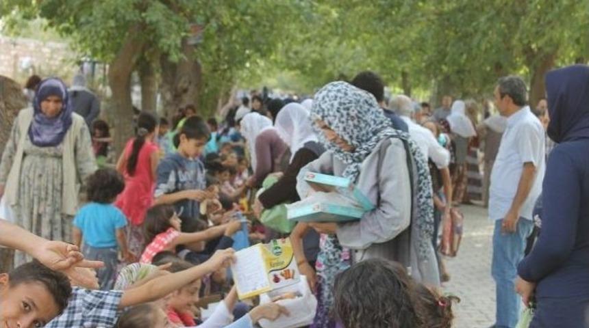 Mardin&rsquo;de Mezarlıklar Doldu Taştı