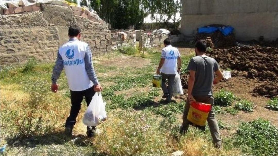 Mustazaflar Cemiyeti&rsquo;nin Yardımları Devam Ediyor