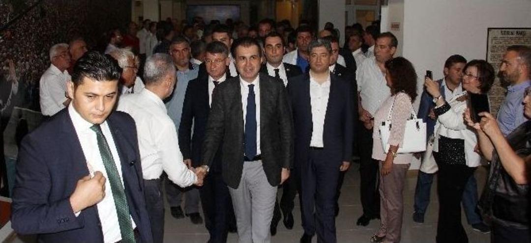 Bakan &Ccedil;elik, Adana&rsquo;da Partililerle Bayramlaştı