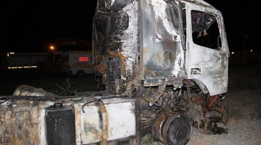 Pkk, Iğdır&rsquo;da Bir Tır Yaktı Bir Araca El Koydu