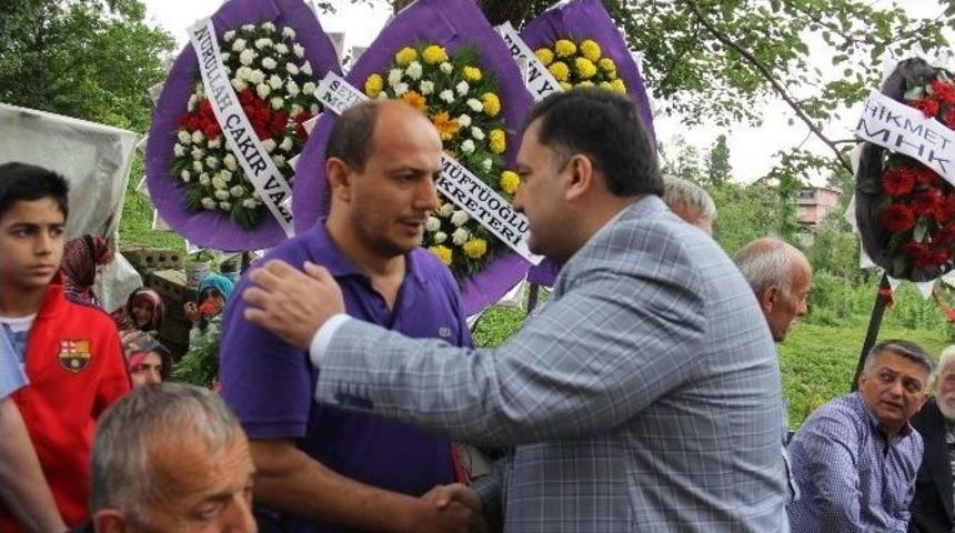 Rize Valiliği Basın, Yayın Ve Enformasyon M&uuml;d&uuml;rl&uuml;ğ&uuml; Şefi Nurullah K&ouml;se Toprağa Verildi