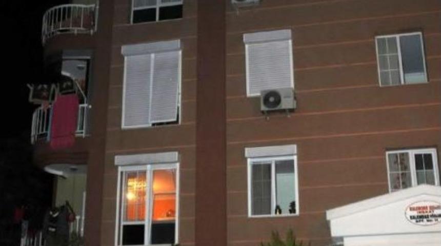 Antalya'da Akrabaların Kız Ka&ccedil;ırma Kavgası: 1 Yaralı