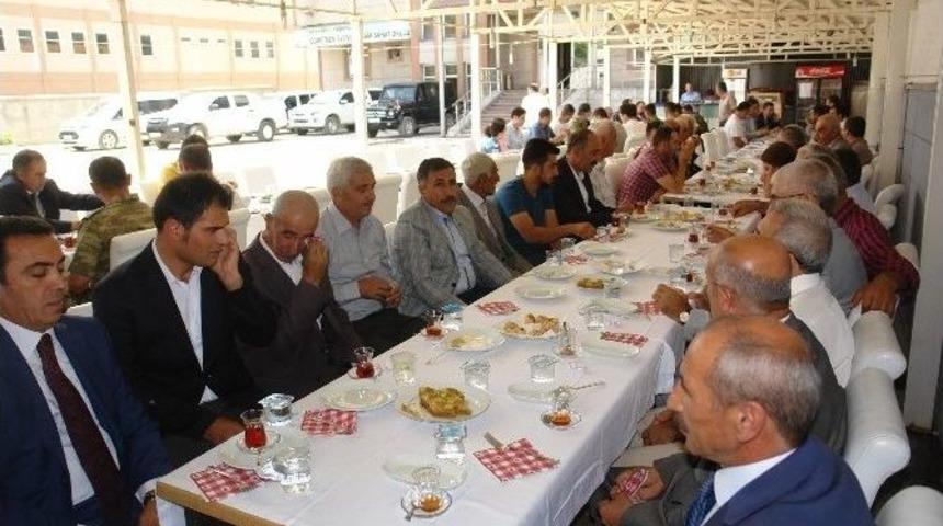 Y&uuml;ksekova&rsquo;da Bayramlaşma T&ouml;reni