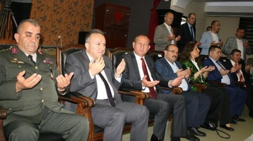 D&uuml;zce&rsquo;de Resmi Bayramlaşma Yapıldı