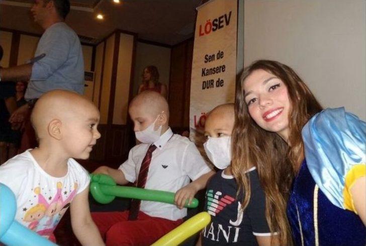 Lösemili Miniklerin Bayram Sevinci G5