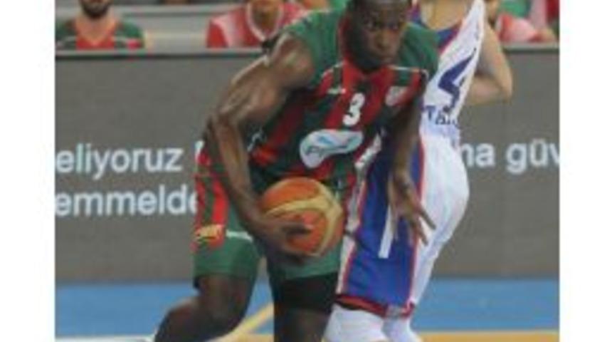 Pınar Karşıyaka'da Palacios Sözleşmesini Feshetti