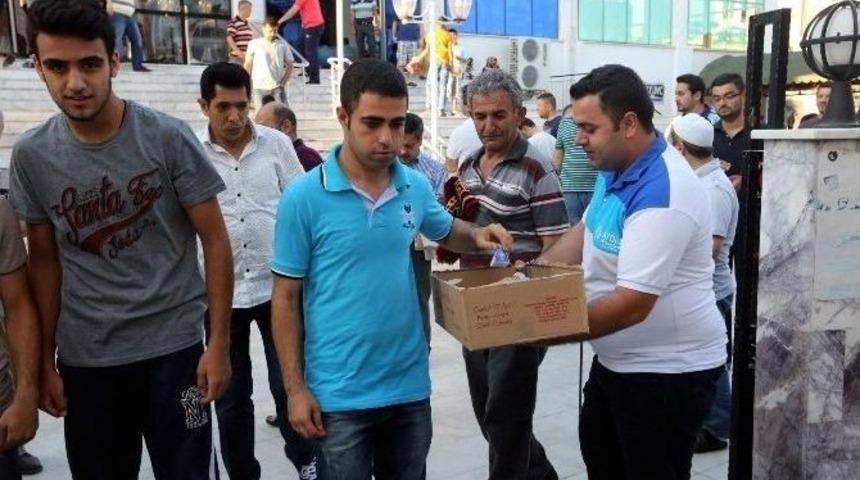 B&uuml;y&uuml;kşehirden Vatandaşlara Bayram Lokumu