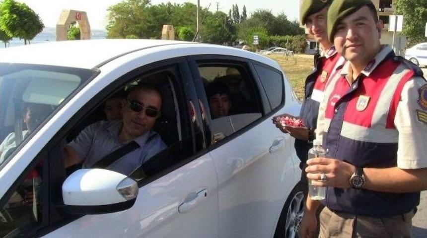 Jandarma Trafikten Bayram Mesaisi