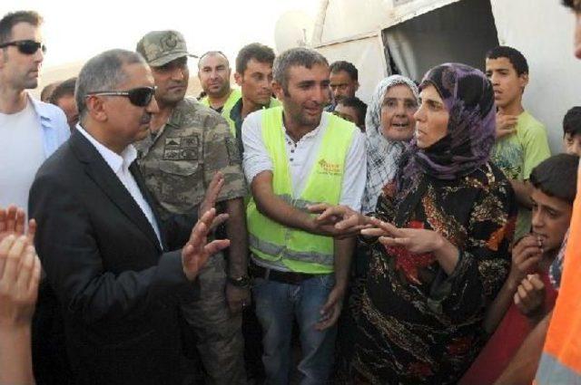 Mardin Valisi Suriyeli Sığınmacıları Ziyaret Etti