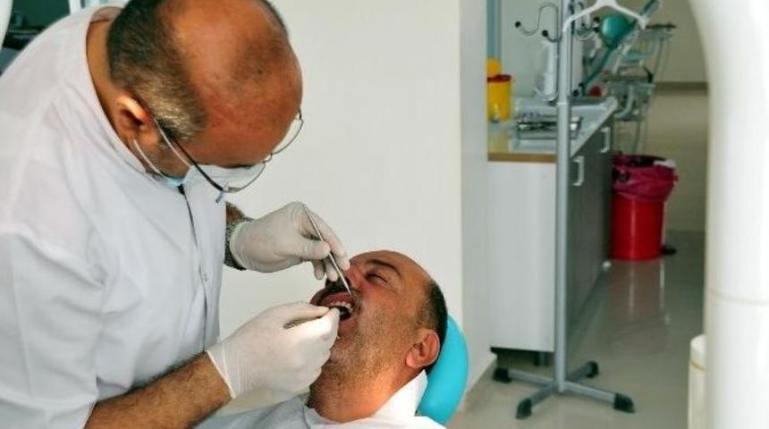 6 Ayda 60 Bin Kişi Diş Tedavisi Oldu